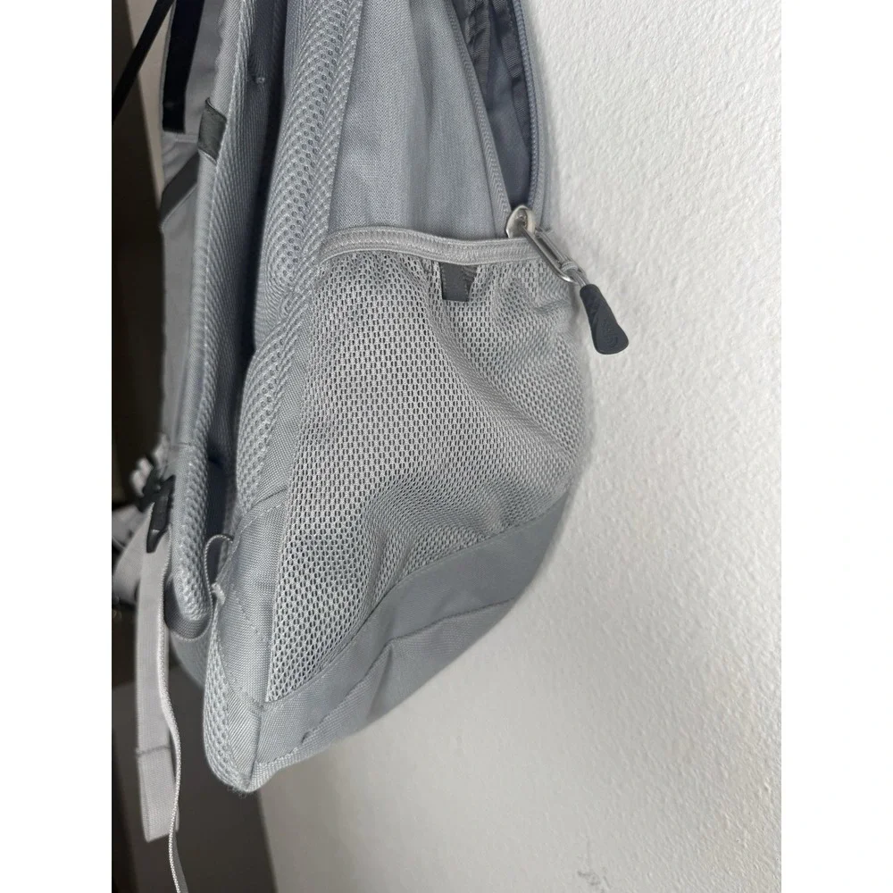 The North Face Connector Flex Vent Gray  Backpack‎ Hiking School Commute Travel
